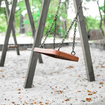 park swingset